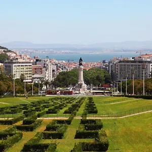 κάντε κράτηση εδώ